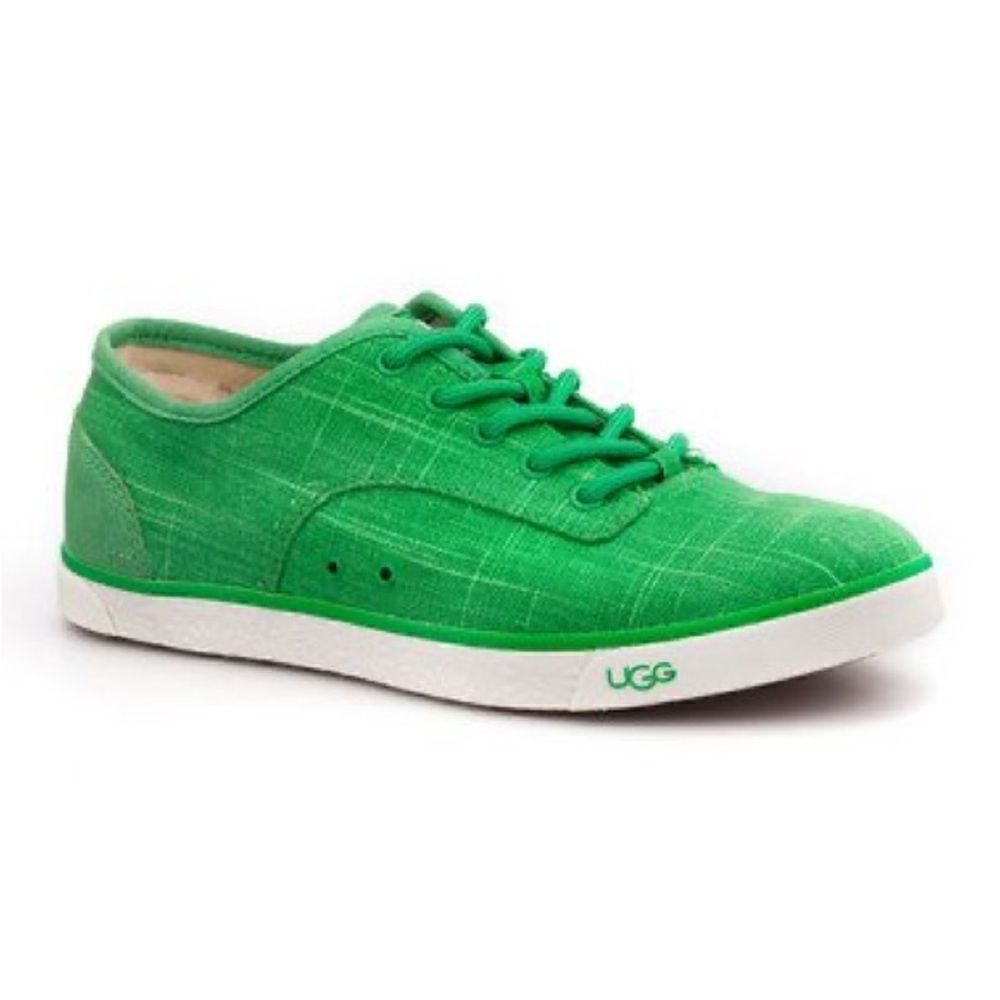 Ugg | Sherpa lined lime green sneakers | size 8